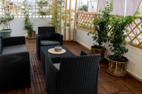 Ρetipe Penthouse Apartment with Balcony in Heraklion Center